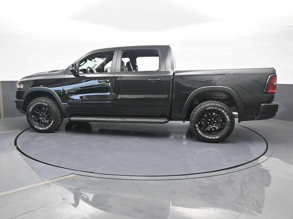 2026 Ram 1500 2nd Gen - Image 3 of 31