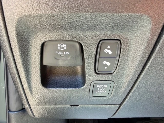 2026 Ram 1500 2nd Gen - Image 17 of 31
