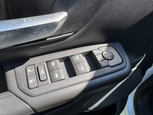 2026 Ram 1500 2nd Gen - Image 14 of 28