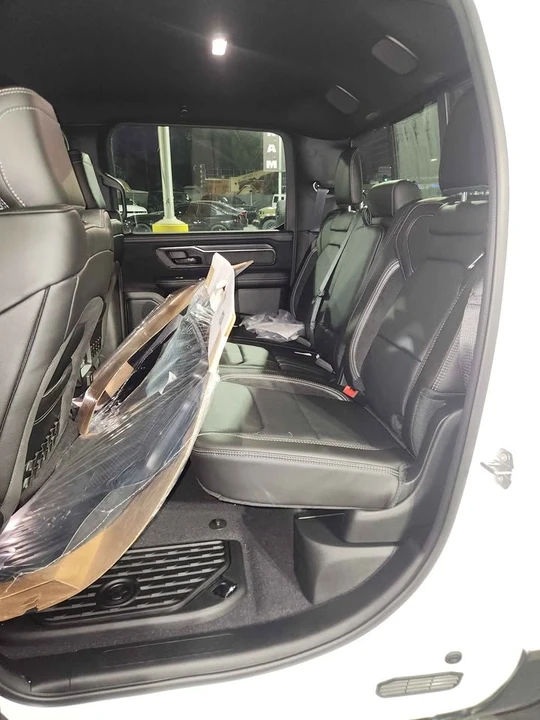 2026 Ram 1500 - Image 11 of 12