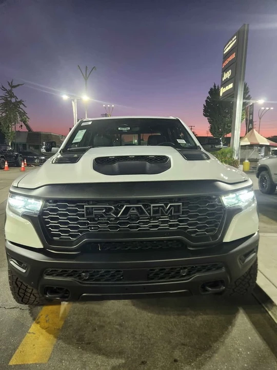 2026 Ram 1500 - Image 3 of 12