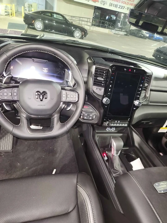 2026 Ram 1500 - Image 10 of 12