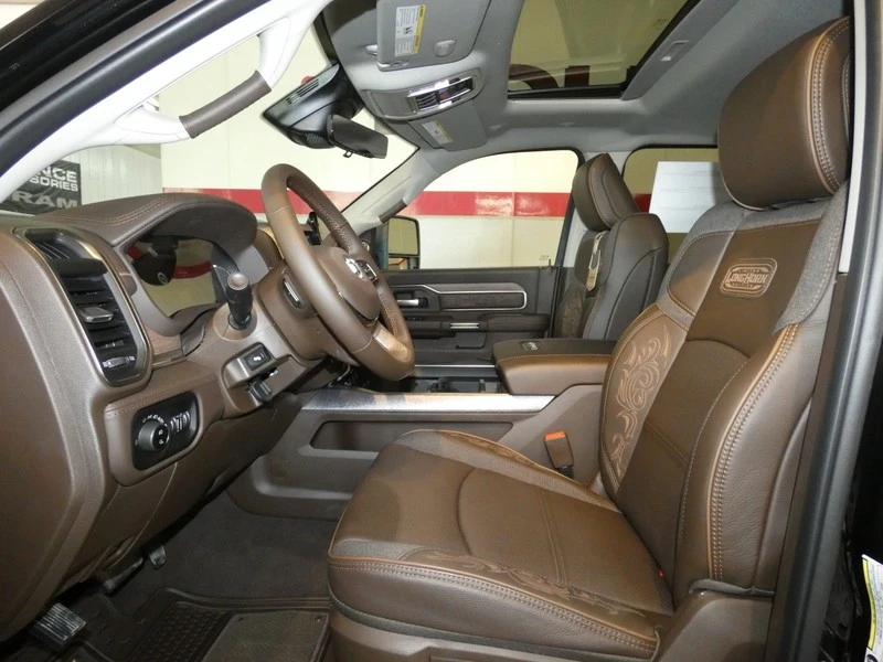 2026 Ram 2500 - Image 13 of 31