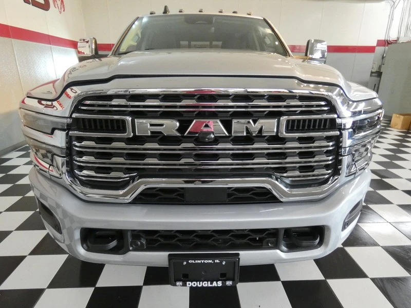 2026 Ram 2500 - Image 4 of 31