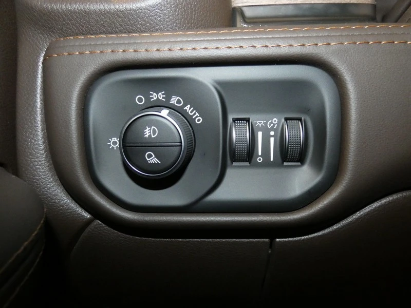 2026 Ram 2500 - Image 27 of 31