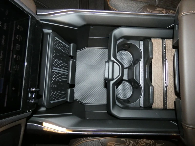 2026 Ram 2500 - Image 23 of 31