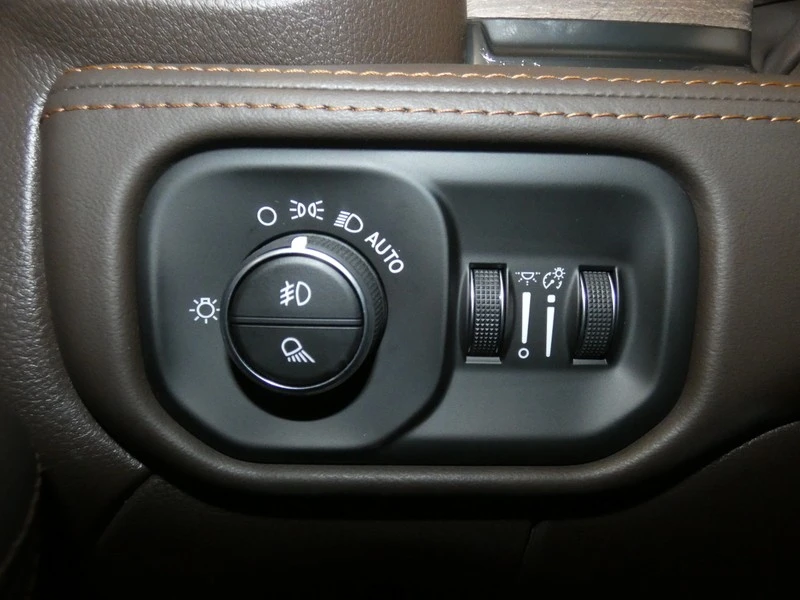 2026 Ram 2500 - Image 27 of 31