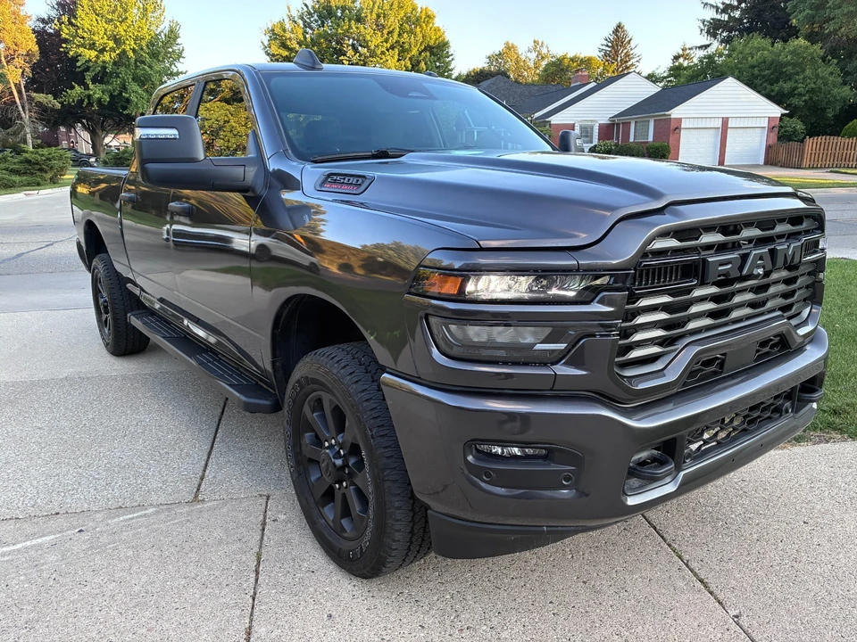 2026 Ram 2500 - Image 8 of 31