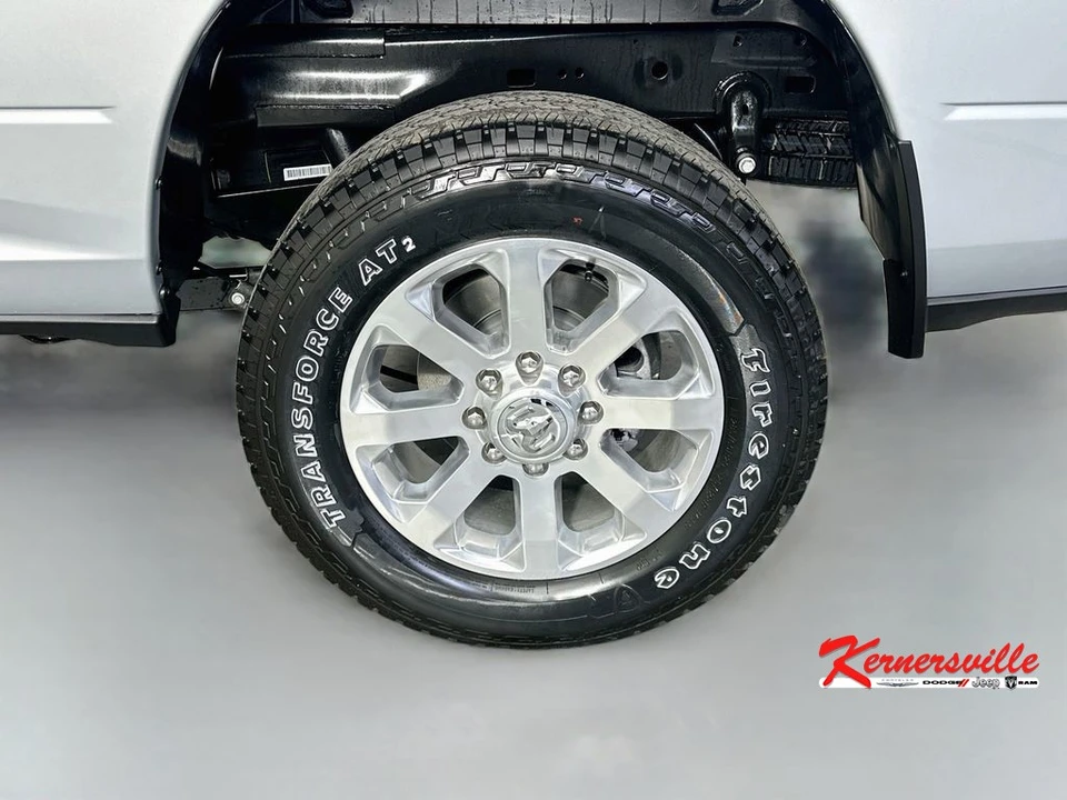 2026 Ram 2500 - Image 16 of 20