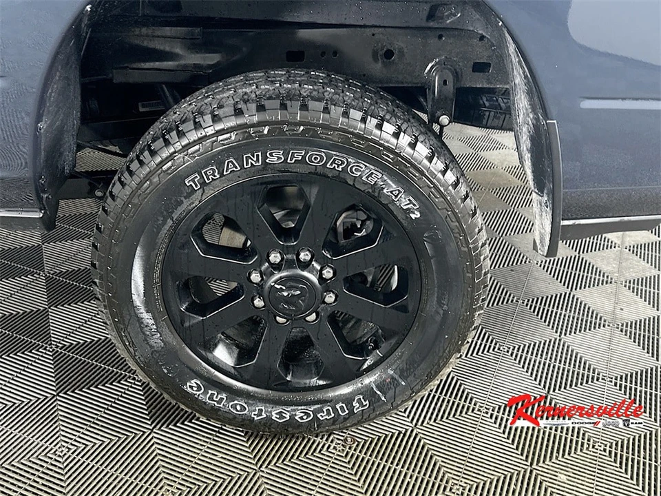 2026 Ram 2500 - Image 17 of 21