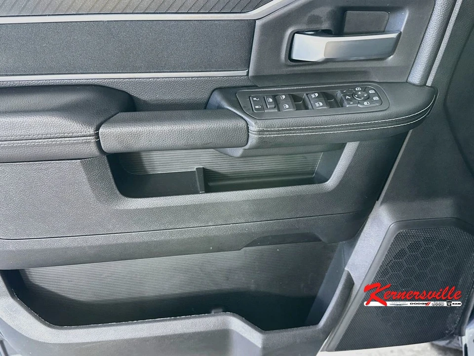 2026 Ram 2500 - Image 23 of 24