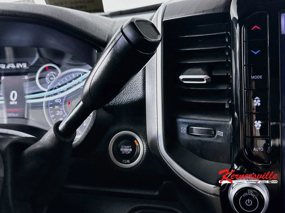 2026 Ram 2500 - Image 16 of 24
