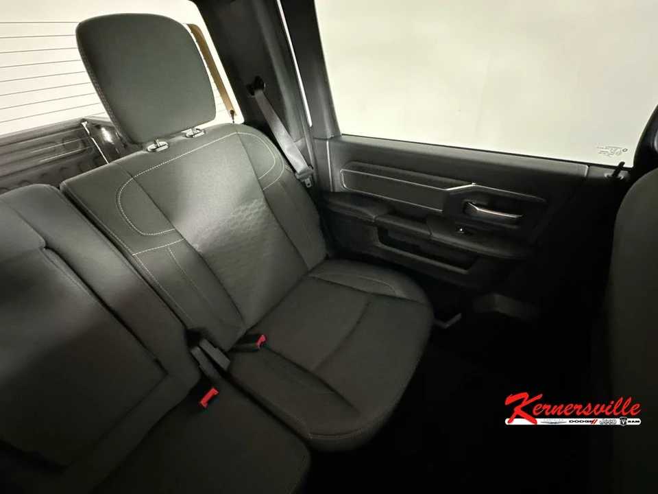 2026 Ram 2500 - Image 14 of 24