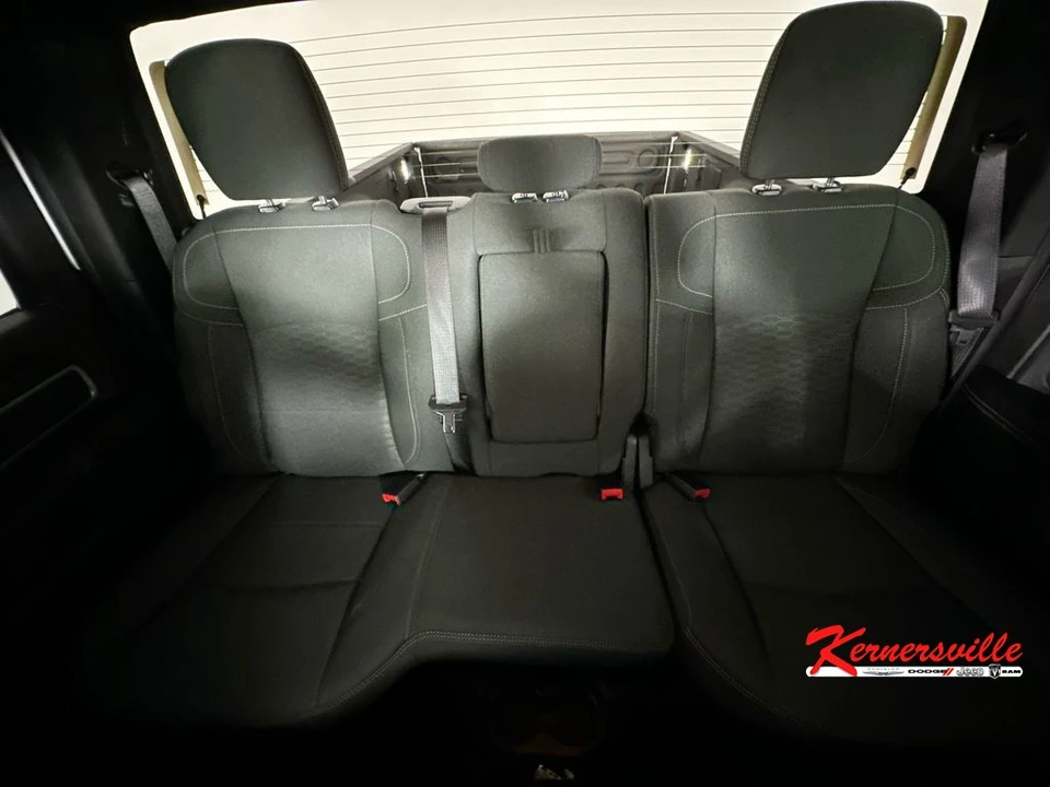 2026 Ram 2500 - Image 13 of 24