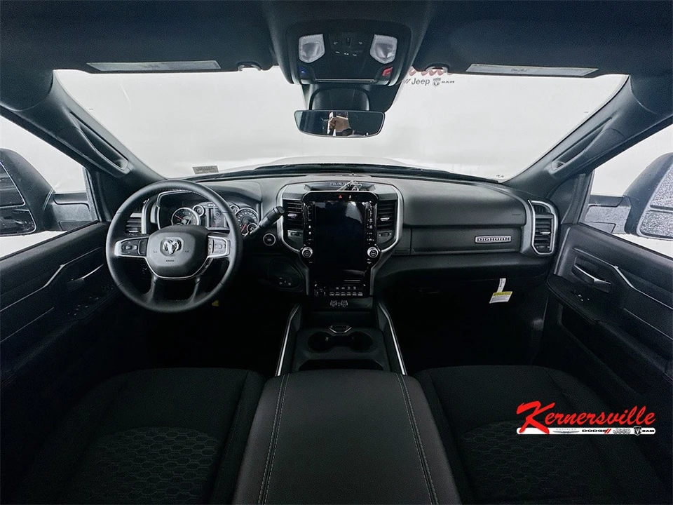 2026 Ram 2500 - Image 9 of 12
