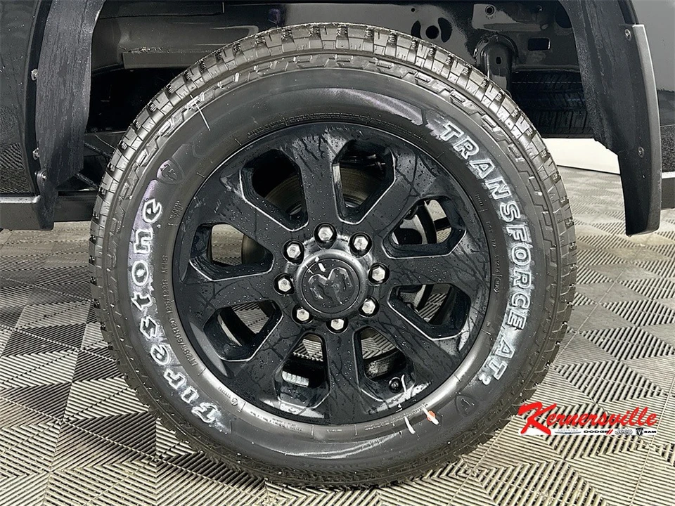 2026 Ram 2500 - Image 17 of 21