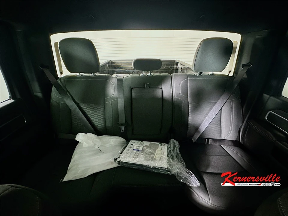 2026 Ram 2500 - Image 10 of 12