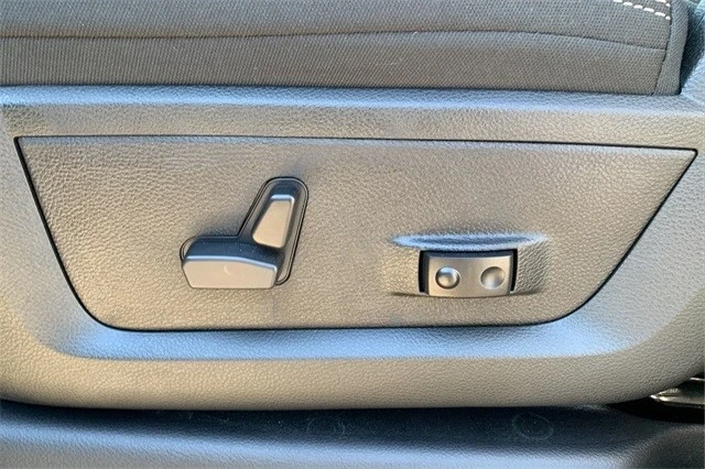 2026 Ram 2500 - Image 19 of 21