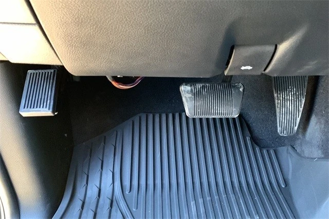 2026 Ram 2500 - Image 17 of 21