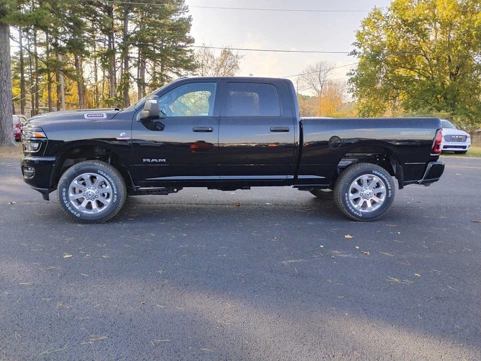 2026 Ram 2500 - Image 8 of 12