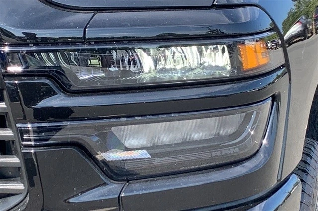 2026 Ram 2500 - Image 9 of 21