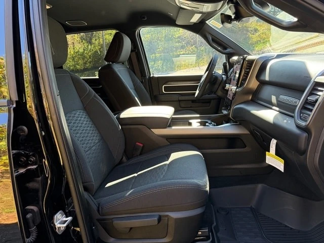 2026 Ram 2500 - Image 16 of 21