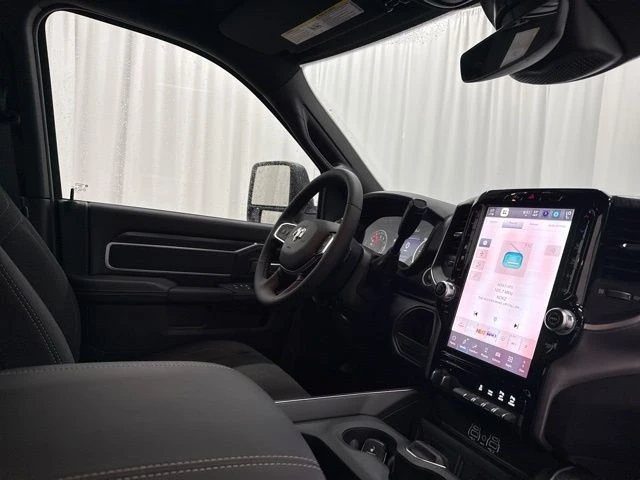 2026 Ram 2500 - Image 28 of 31