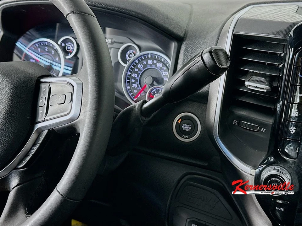 2026 Ram 2500 - Image 16 of 24