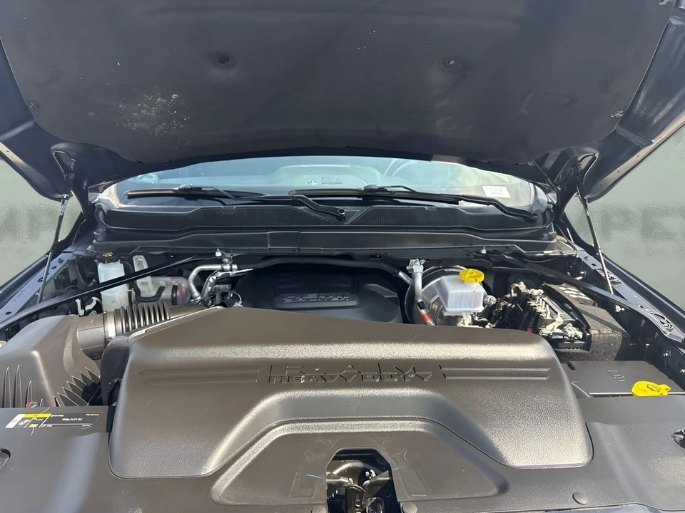 2026 Ram 2500 - Image 18 of 24
