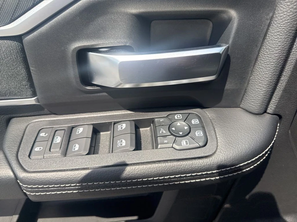 2026 Ram 2500 - Image 13 of 20