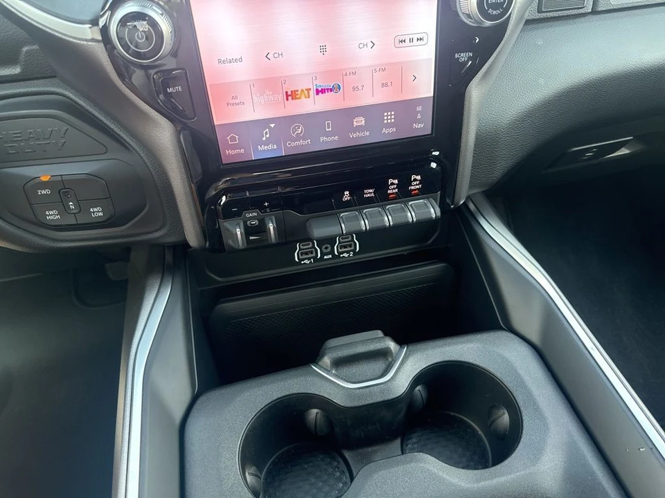 2026 Ram 2500 - Image 18 of 20