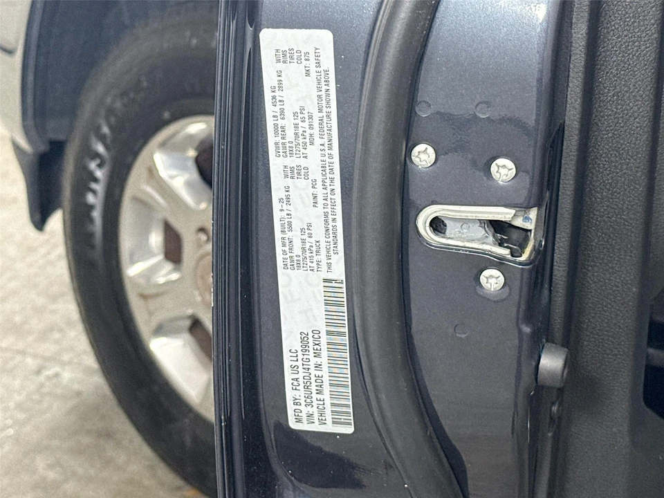 2026 Ram 2500 - Image 18 of 21