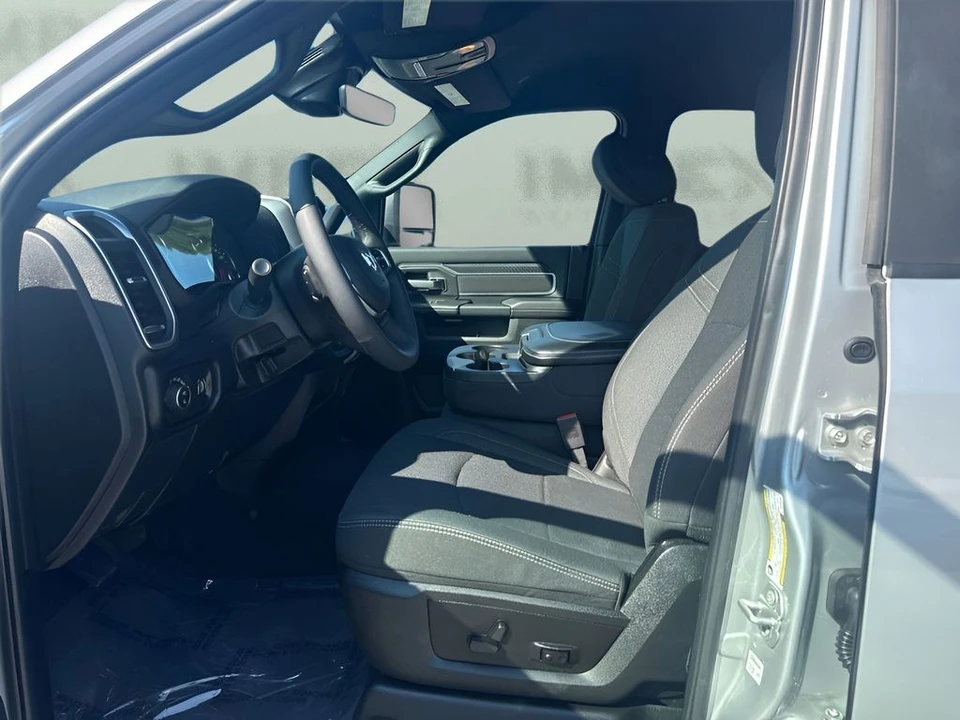 2026 Ram 2500 - Image 9 of 31