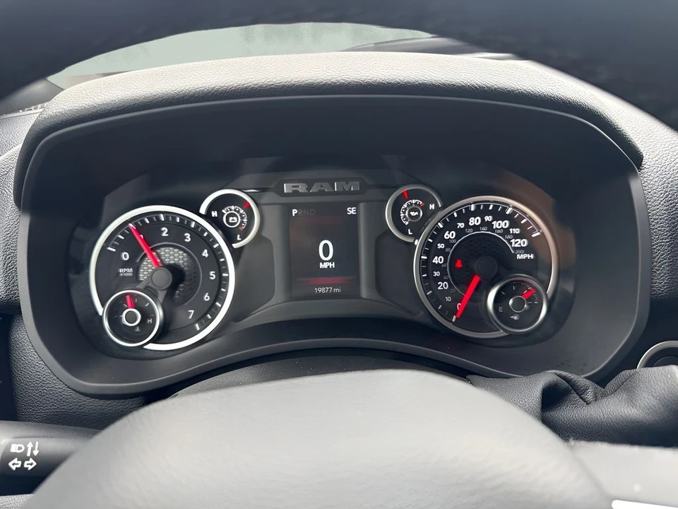 2026 Ram 2500 - Image 18 of 30