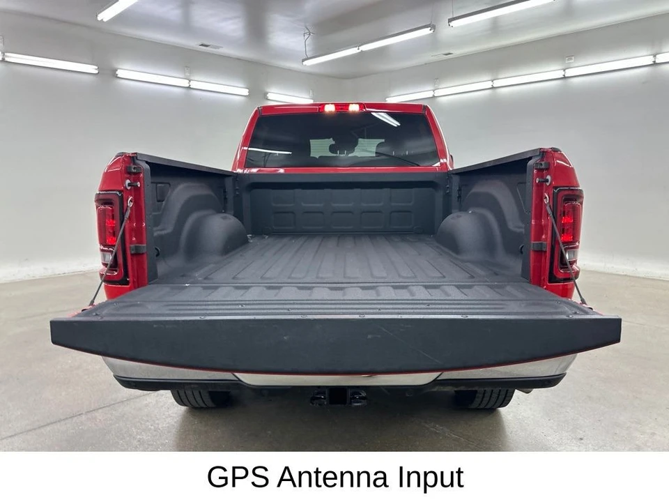 2026 Ram 2500 - Image 18 of 31