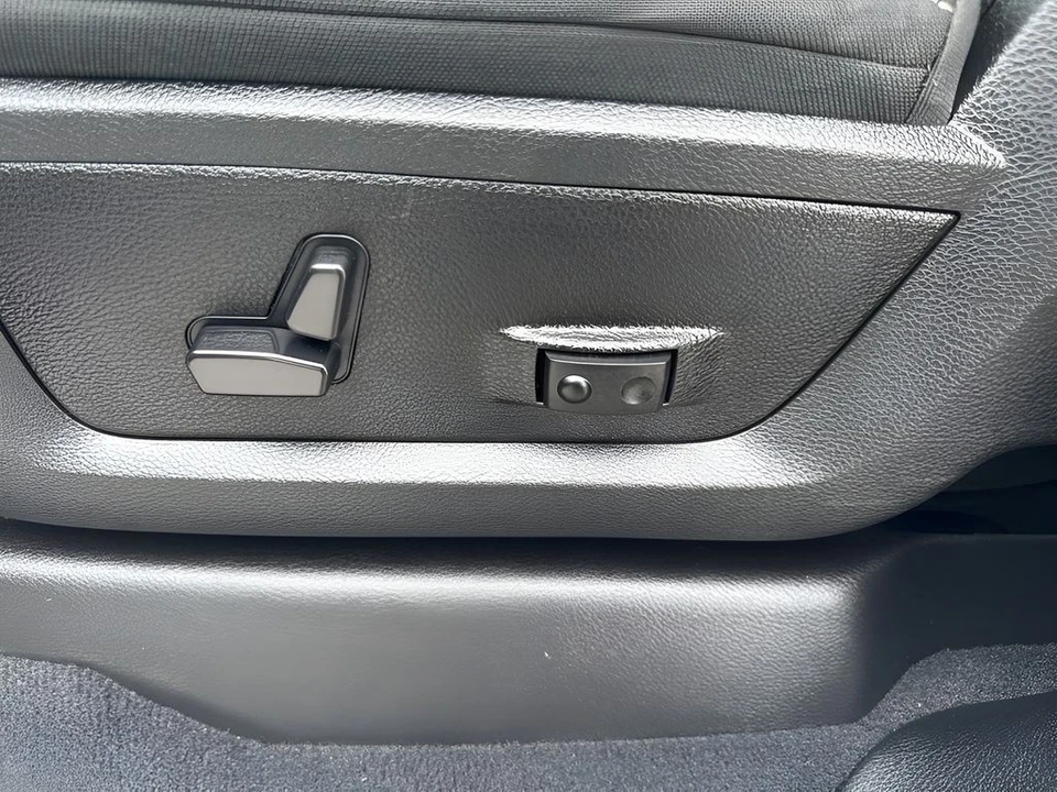 2026 Ram 2500 - Image 10 of 31