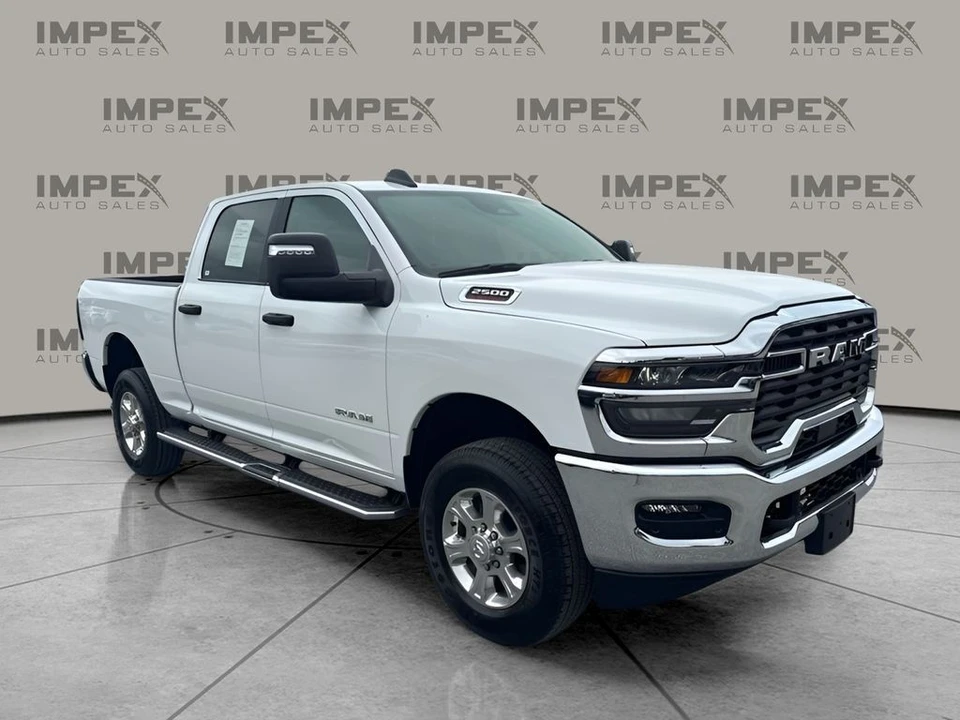 2026 Ram 2500 - Image 7 of 31