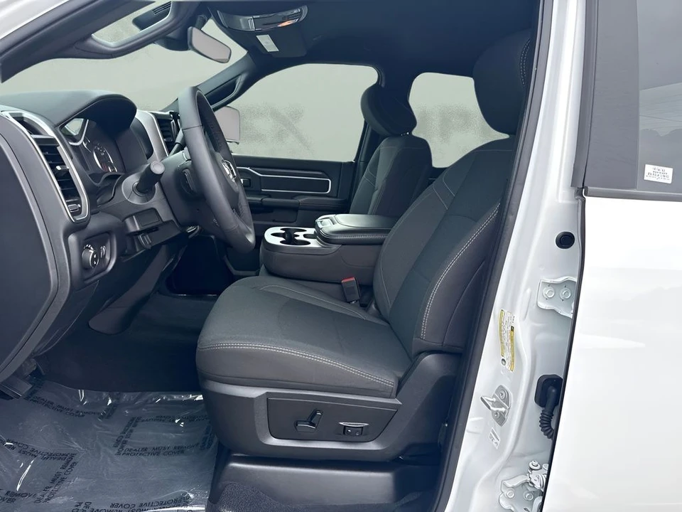 2026 Ram 2500 - Image 9 of 31