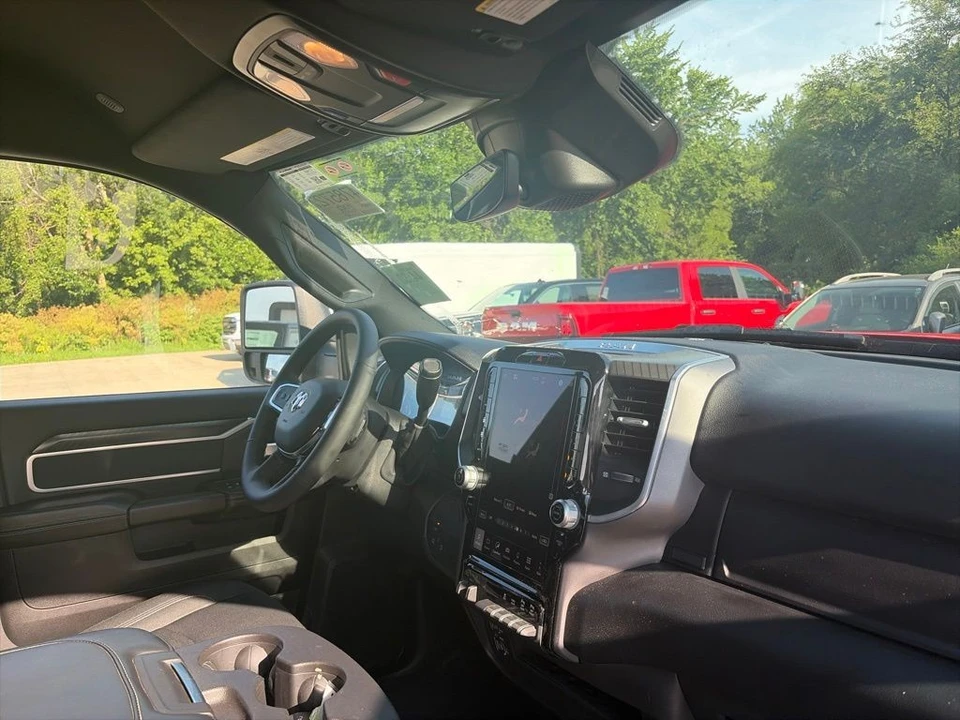 2026 Ram 2500 - Image 15 of 27