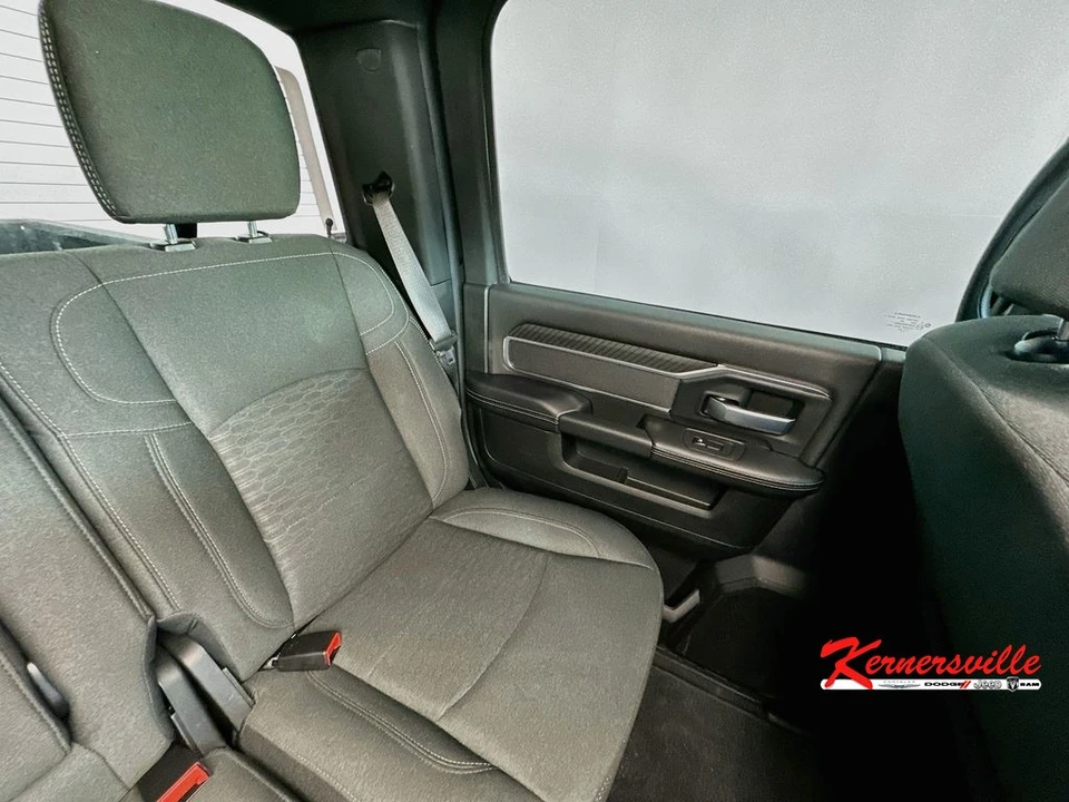 2026 Ram 2500 - Image 14 of 24
