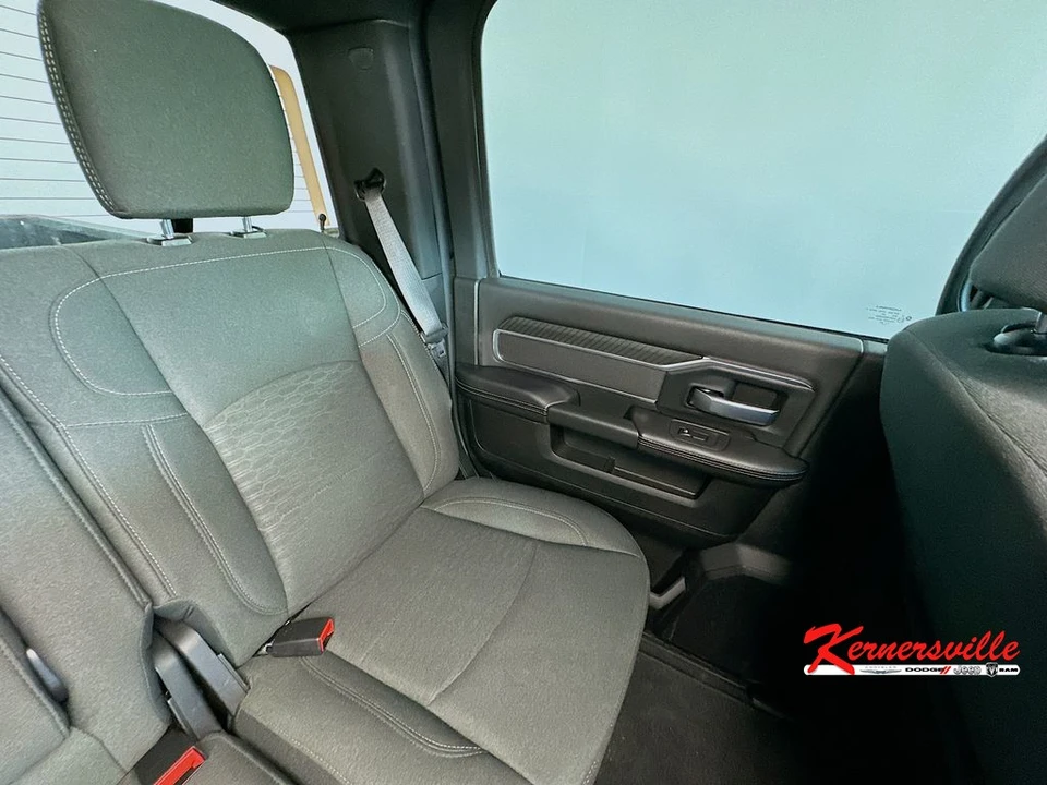 2026 Ram 2500 - Image 14 of 24