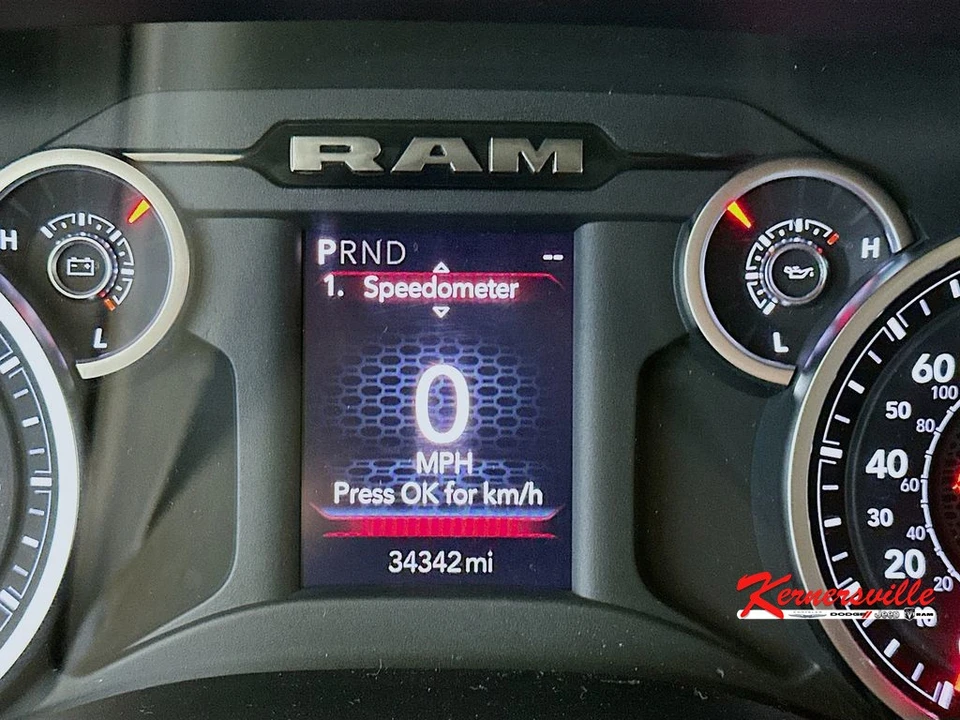 2026 Ram 2500 - Image 15 of 24
