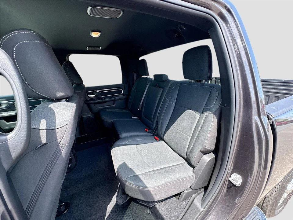 2026 Ram 2500 - Image 17 of 31