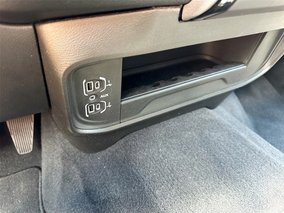 2026 Ram 2500 - Image 16 of 31