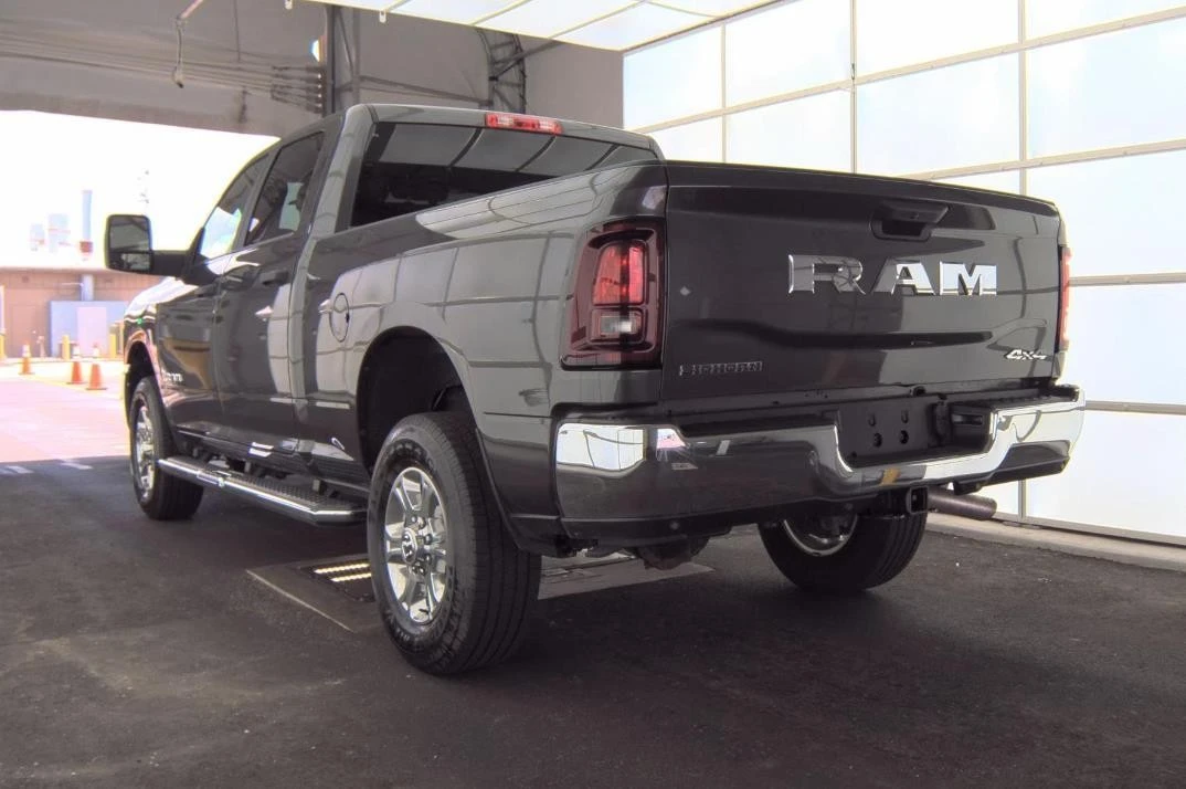 2026 Ram - Image 12 of 17