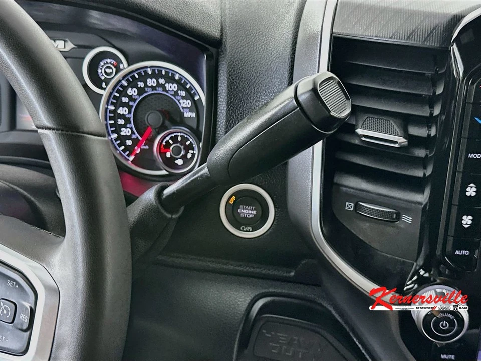 2026 Ram 2500 - Image 16 of 24