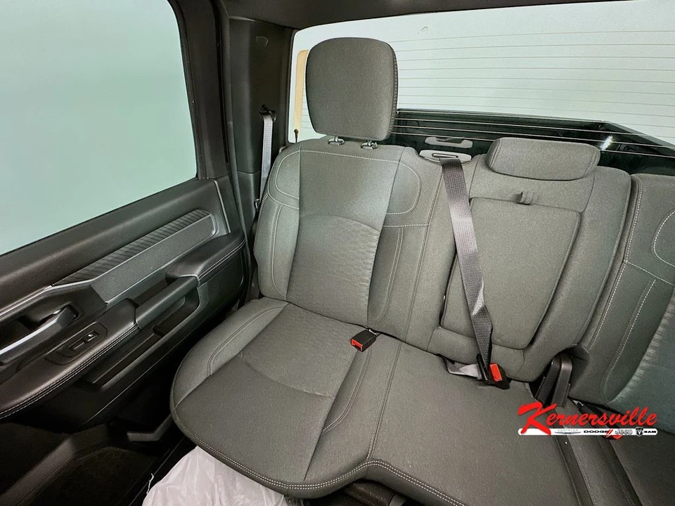 2026 Ram 2500 - Image 12 of 24