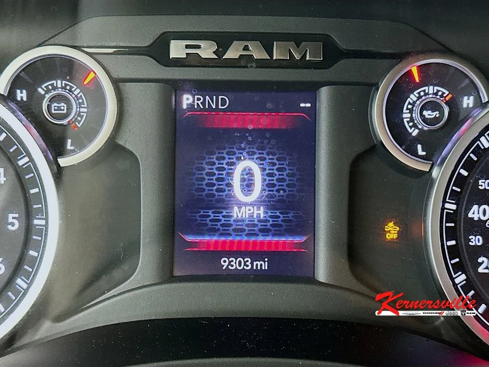 2026 Ram 2500 - Image 15 of 24