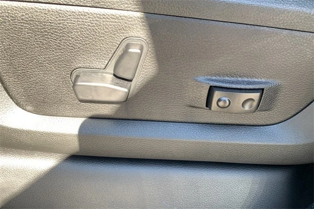 2026 Ram 2500 - Image 19 of 21
