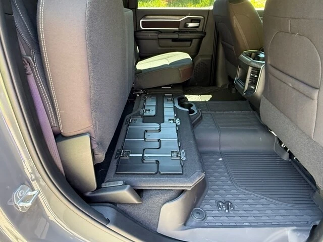 2026 Ram 2500 - Image 20 of 31